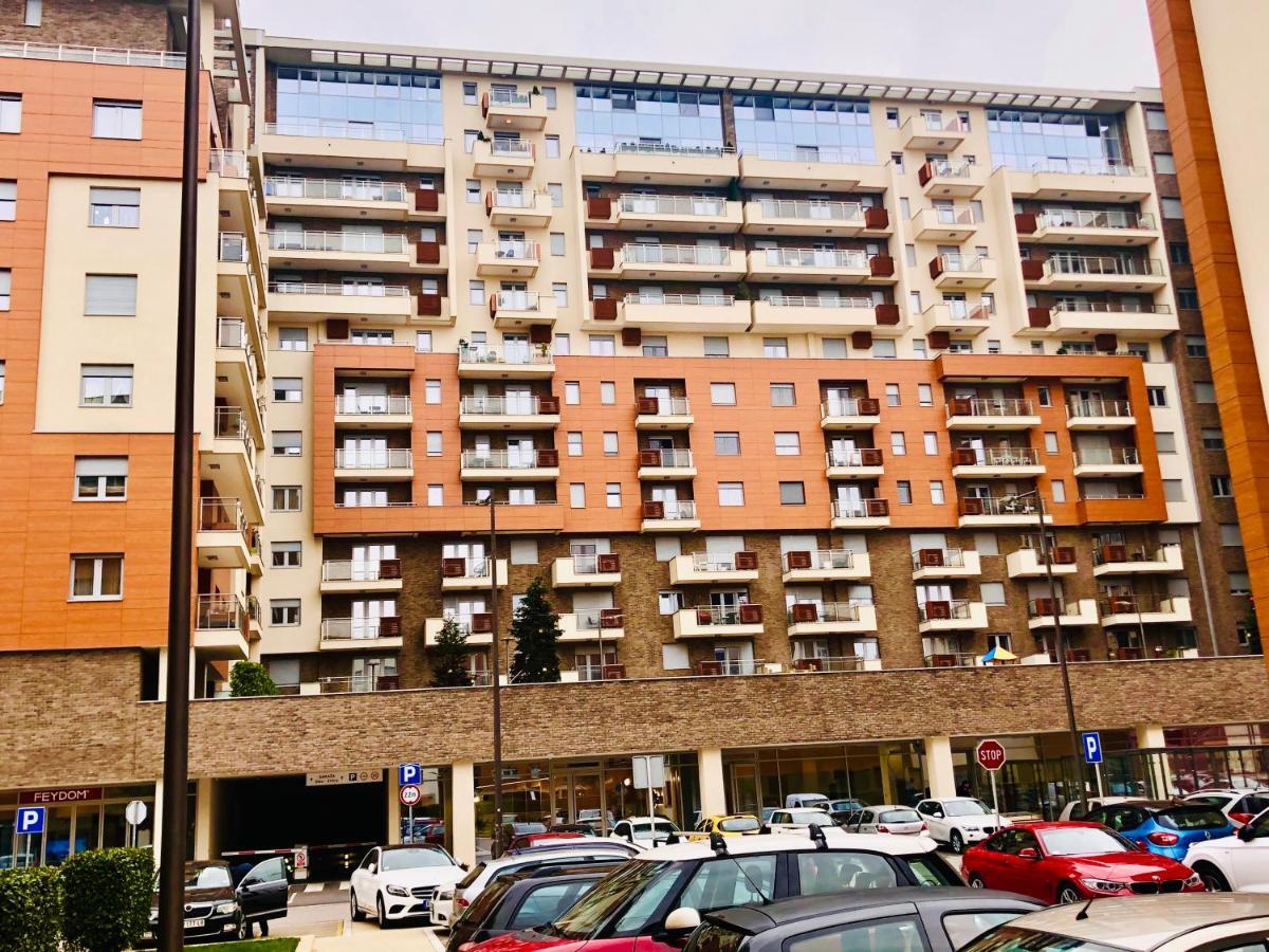 Apartment Maximus Lux Belgrad Exterior foto